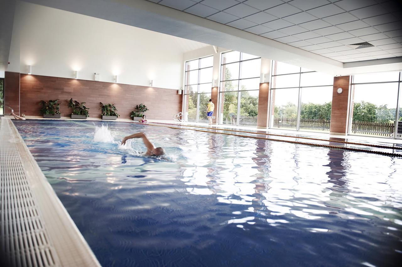 เดอะ วอร์วิคไชร์ โฮเทล แอนด์ คันทรีคลับ Hotel Leek Wootton ภายนอก รูปภาพ