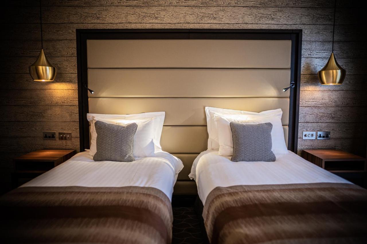 เดอะ วอร์วิคไชร์ โฮเทล แอนด์ คันทรีคลับ Hotel Leek Wootton ภายนอก รูปภาพ